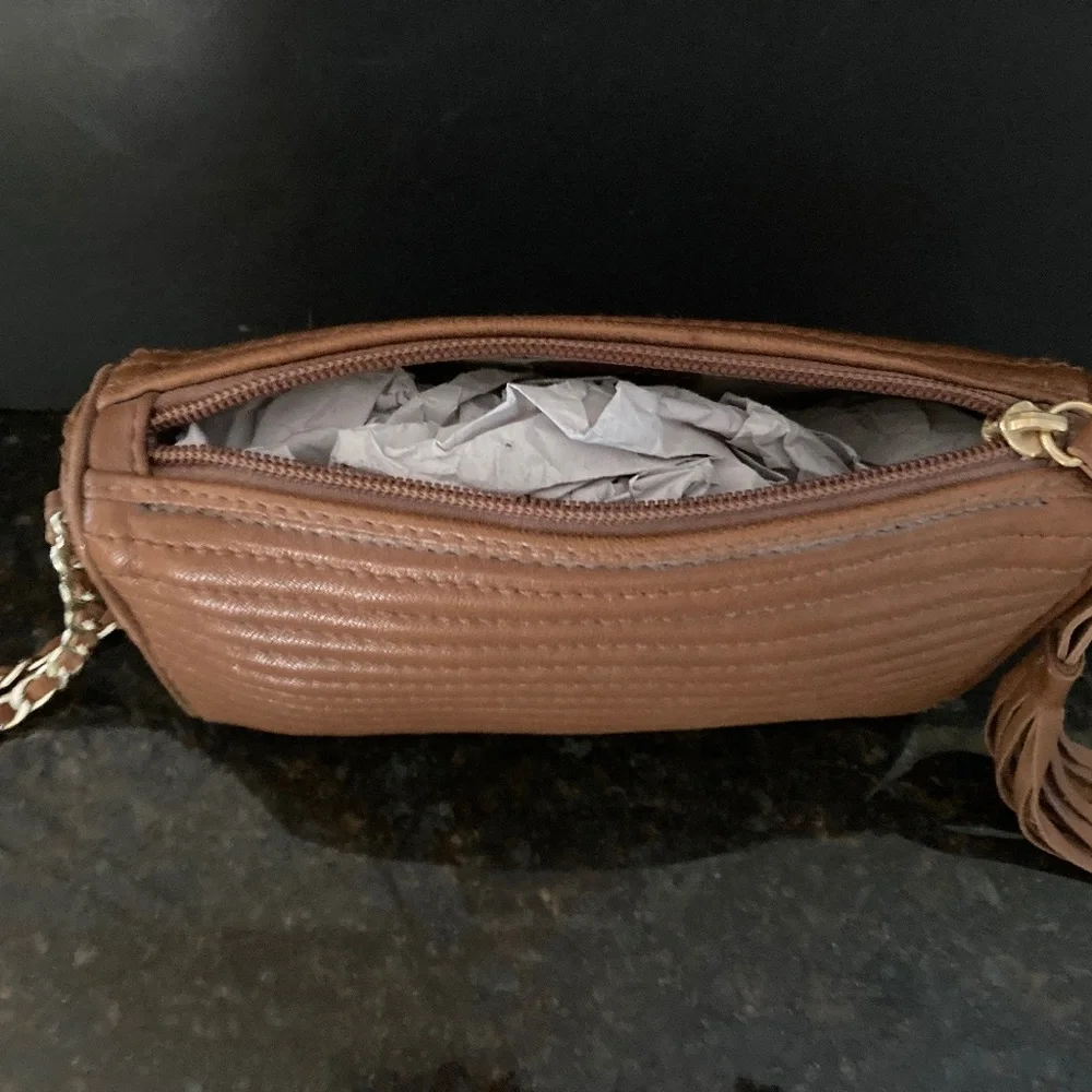 Nordstrom Genuine Leather Caramel Crossbody Bag/Gold Tone Woven Chain/NEW!